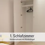 Fewokoko-privat Zentral Lorettoviertel Rheinufer Altstadt Messe Landtag Koenigsallee * Düsseldorf