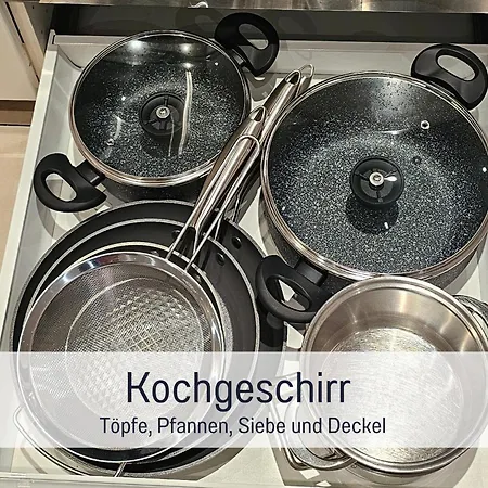 Fewokoko-privat Zentral Lorettoviertel Rheinufer Altstadt Messe Landtag Koenigsallee *