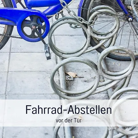 Fewokoko-privat Zentral Lorettoviertel Rheinufer Altstadt Messe Landtag Koenigsallee Düsseldorf