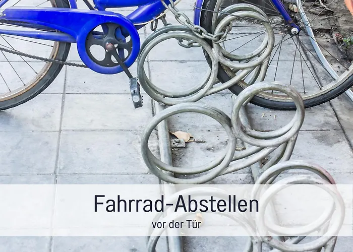 Fewokoko-privat Zentral Lorettoviertel Rheinufer Altstadt Messe Landtag Koenigsallee 杜塞尔多夫